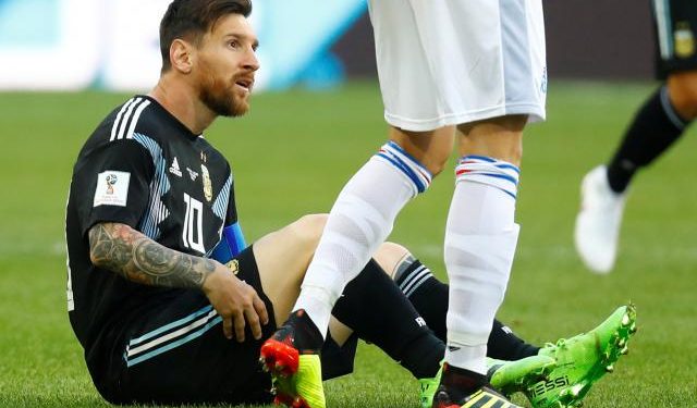 ছবিতে আর্জেন্টিনা বনাম আইসল্যান্ড