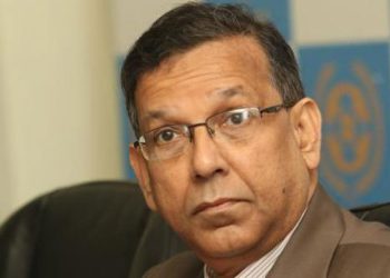 অ্যাটর্নি জেনারেলকে রেখে সব আইন কর্মকর্তা বদলানো হচ্ছে