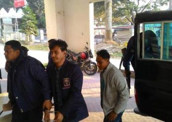 অসত্য খবর প্রকাশ করায় ডিজিটাল নিরাপত্তা আইনে ঢাকা ট্রিবিউন সাংবাদিক  গ্রেফতার (ভিডিও)