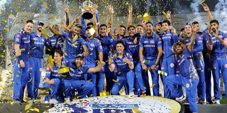 করোনার কারণে পিছিয়ে গেল আইপিএল