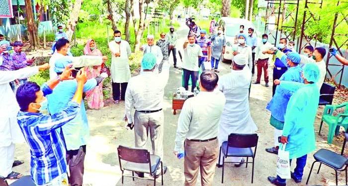 চেয়ারম্যানদের শপথ করালেন এমপি