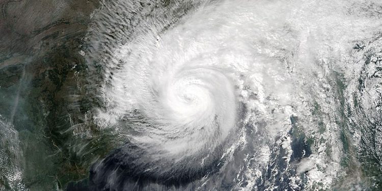 সিডরের শক্তি নিয়ে আসছে ‘আম্ফান’