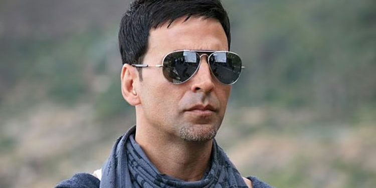 এবার আক্রমণের শিকার অক্ষয়