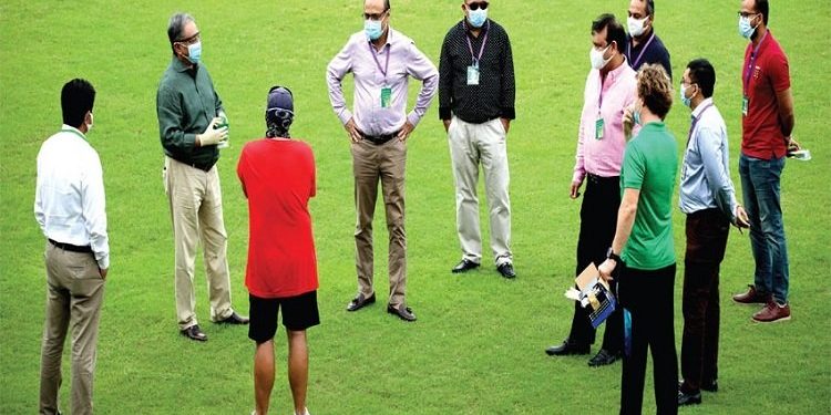 বিসিবির কড়া জবাবে লঙ্কান ক্রীড়ামন্ত্রীর নরম সুর