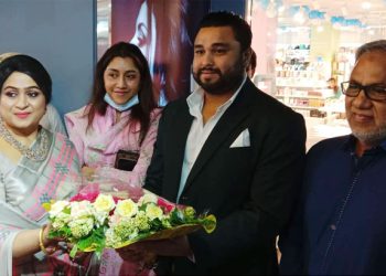 নারায়ণগঞ্জে ইওইওসোর শোরুম উদ্বোধন