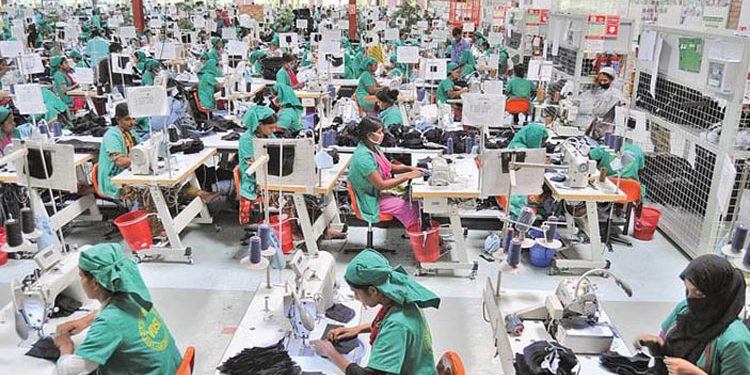 ‘৫ আগস্টের আগে পোশাক কারখানা খুলবে না’