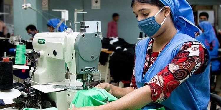 কঠোর বিধিনিষেধে আজ থেকে গার্মেন্টসও বন্ধ