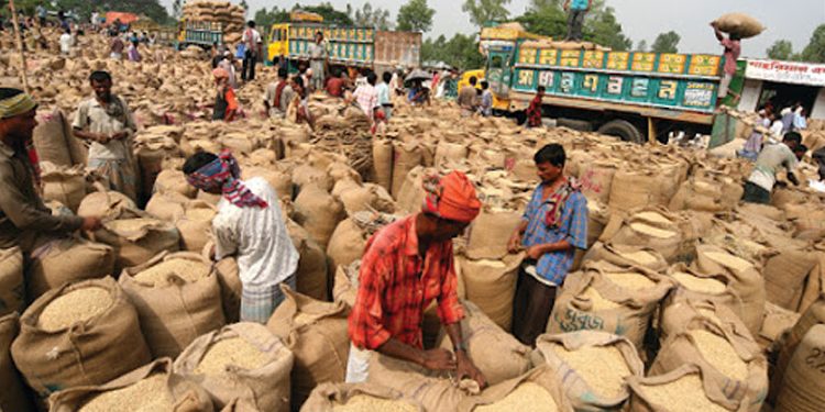 এপ্রিল-জুন প্রান্তিকে দেশের ব্যবসায় পরিস্থিতির অবনতি হয়েছে