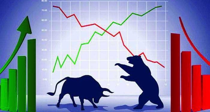 সংকট কাটছে না শেয়ারবাজারে