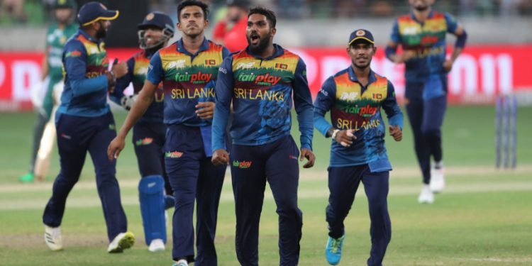 ফাইনলের ‘মহড়ায়’ জিতল শ্রীলঙ্কা